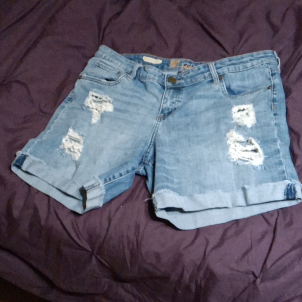 Kut from the Kloth Katy Boyfriend Shorts